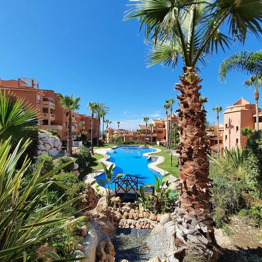 Penthouse In Reserva De Marbella 0*,