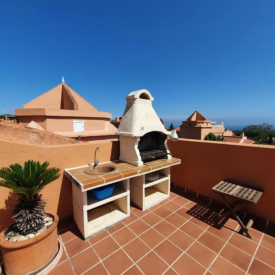 Penthouse In Reserva De Marbella 0*,